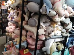 -三福时尚(三峡广场华夏银座店)