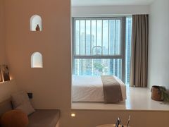 -芷迹江景酒店(五一广场汇景城店)