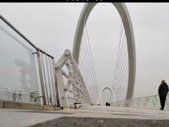-南京眼步行桥