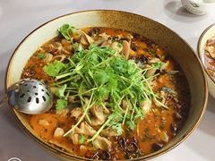 -燕兵眉州肥肠鱼饭店