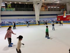 -正佳冰河湾真冰滑冰场