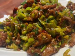 怪味牛柳-恩宏德餐馆(平山道店)