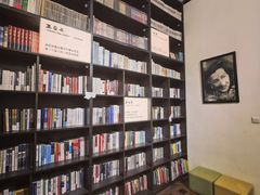 -良友书坊(安徽路店)