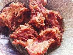 特色大铁锅烀腔骨-95号酱骨·一块豆腐(展春园西路店)