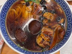 素浇汤面-沪西老弄堂面馆(定西路店)