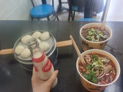 -薛记襄阳香辣牛肉面(平安路店)