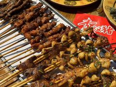 -李双猪·小龙虾·烧烤·羊肉煲(乐山店)