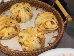 -锅飘飘·东北铁锅炖(雨花客厅店)