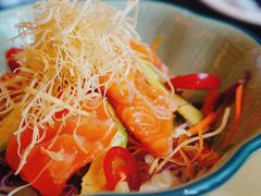 三文鱼牛油果沙拉-有喜屋·深夜食堂(北京西路店)