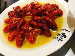 -龙巢盱眙龙虾·牛蛙·烧烤宵夜(八卦岭店)