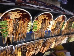 -八一路好吃街(雨田商务大厦店)