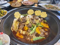 -炖四方东北铁锅炖·烧烤小龙虾(中豪国际店)