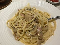 -必胜客(阿罗海店)