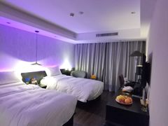 -桔子酒店(南京新街口张府园地铁站店)