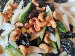 -闯关东东北农家菜(崂山石老人店)