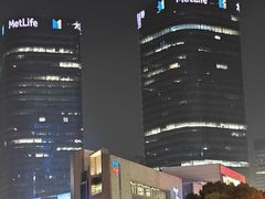 -上海世纪汇广场