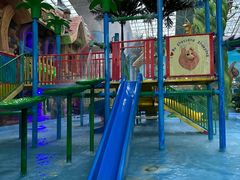 -望儿山温泉水乐园