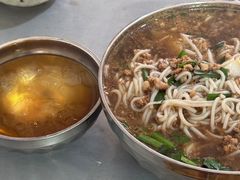 -正宗杨记普洱酸醋米线(总店)