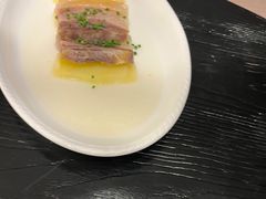 -隆江大酒店(雯婕商务楼店)
