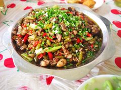 -廖哥泡椒兔(峨眉店)