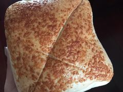芝士猪肉角-原麦世家(莱蒙店)
