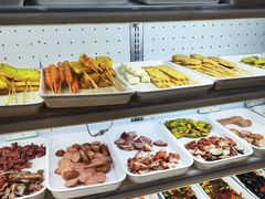 -哈尔滨小酒馆·鲜肉现穿自助烧烤(康新花园店)