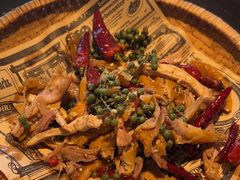 -李子坝梁山鸡(李子坝大鸡哥店)