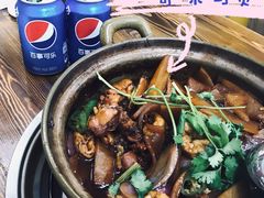 -奇味鸡煲(麦地店)