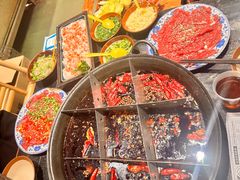 -周小明火锅(黑金冠社区店)