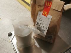 -麦当劳(展览路店)