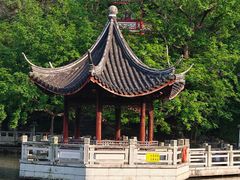 -汇龙潭