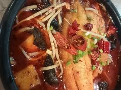 -渝是乎酸菜鱼·川渝小炒(新世界百货望京店)