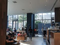 大堂-星巴克(凯德晶萃店)