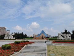 -上海市龙华烈士陵园