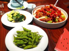 -茸梅路右拐龙虾-农家菜(松江店)