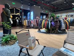 -王府井奥莱临潼小镇(临潼店)