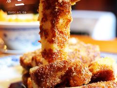 -炉小二铜锅牛蛙•川湘菜(三里屯店)