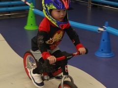-八爪矩阵极限运动馆·儿童平衡车·感统训练(南海子公园校区)