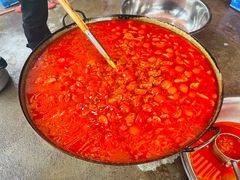 -黄利砖万峰林布依特色酸笋牛肉馆
