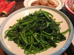 -二厨·吊桥小院·脆皮烧鸡公·本地农家菜(沿江西路店)
