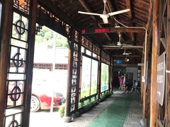 -安吉龙王山峡谷漂流