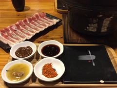 -炙忧烤肉屋(中国铁建广场店)