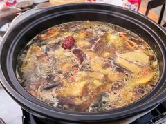 -芸鲜季·云南野生菌餐厅· 云南风物味研社(闵行店)