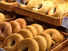 -红星前进面包牛奶公司(君太店)