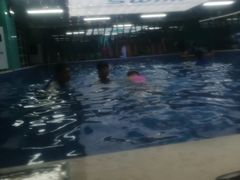 -Swim斯卫姆国际儿童游泳中心(红博中央公园店)