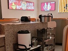 -黄记煌三汁焖锅(新佳丽江汉路店)