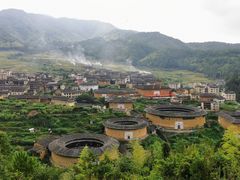 -初溪土楼群