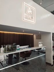 -I+造型烫发染发