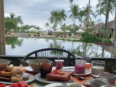 -亚龙湾希尔顿自助餐厅·海鲜·烧烤·沙滩BBQ·现场乐队