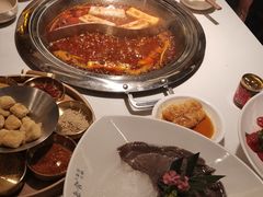 -老房老舍重庆火锅(假日城市店)